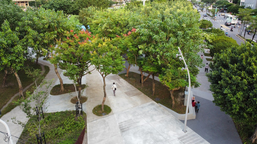 與風同行。沁涼綠洲 -三重區公所及體育園區周邊環境改善工程