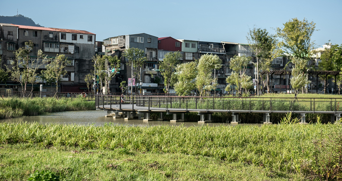 山河間的都市綠洲-臺北南港，新新公園
