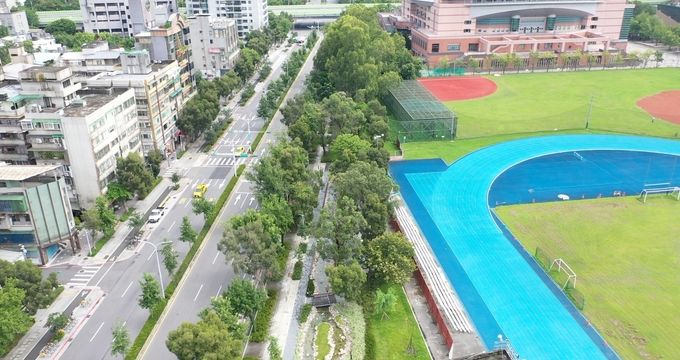 新生南路三段水圳意象重現暨人行景觀美化工程